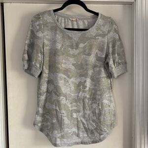Camo Print Women's Top with Puff Sleeve